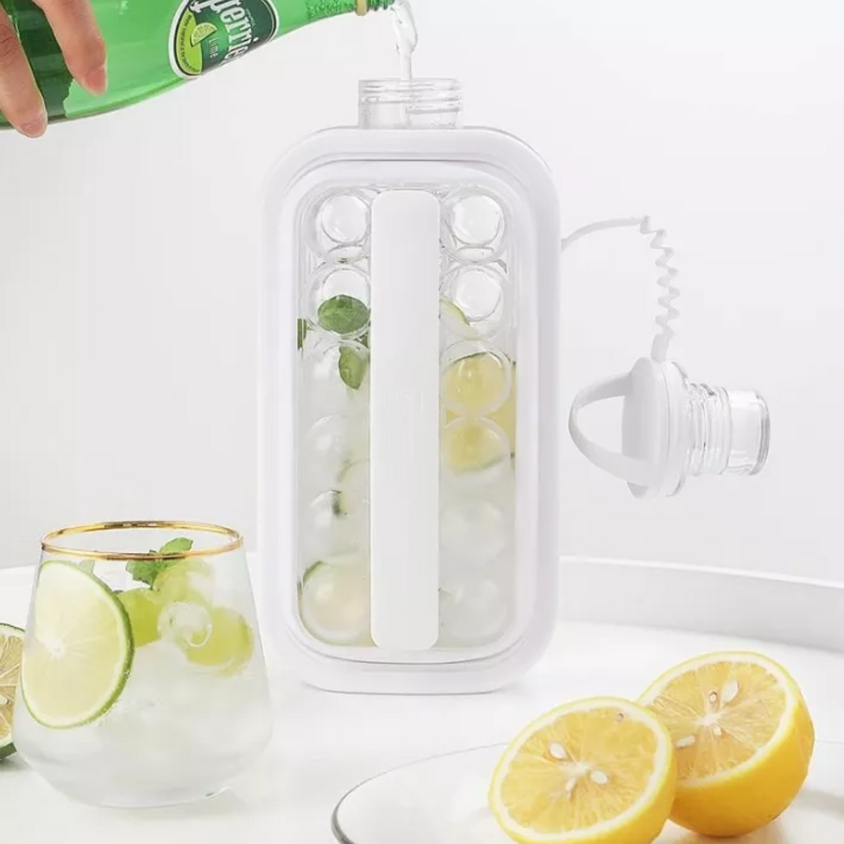 Botella Molde 2 en 1 para Hacer 17 Bolas de Hielo